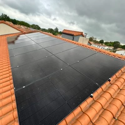 installations de panneaux solaires 85